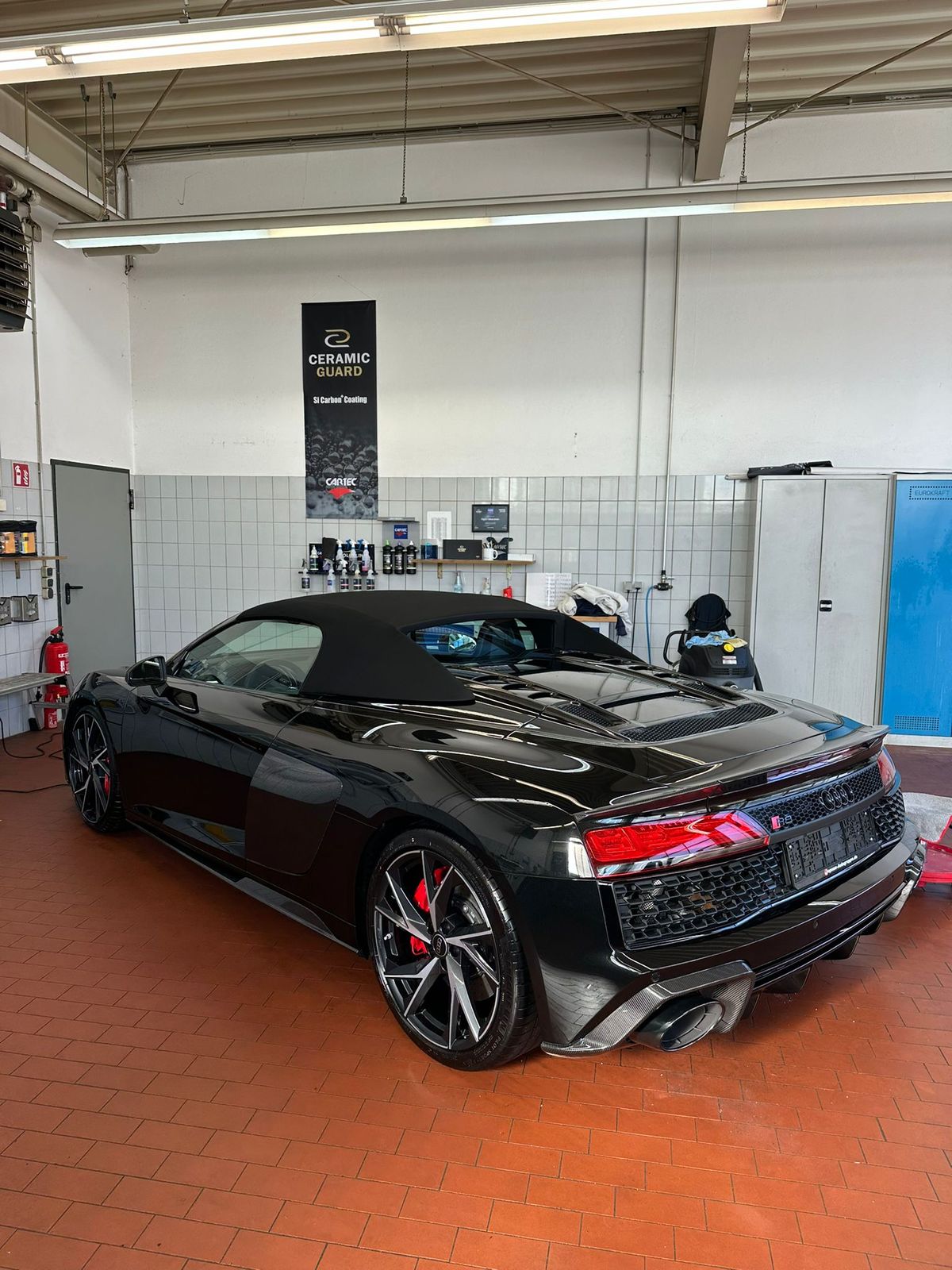 Aufbereiteter Audi R8 mit Keramikversiegelung, Heckansicht